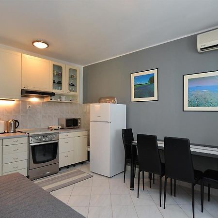 Apartment Mario 2060 Пула Екстер'єр фото