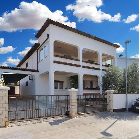 Apartment Mario 2060 Пула Екстер'єр фото